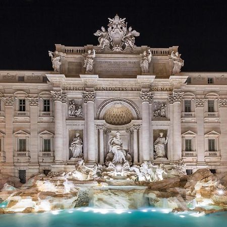 Palace Fontana Di Trevi Home Rome Bagian luar foto